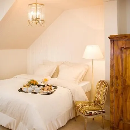 Zamek Trnova 4* Jiloviste